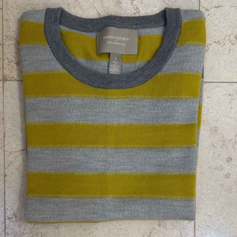 Banana Republic Women's Gray and Mustard Striped Sweater 100% Merino Wool
